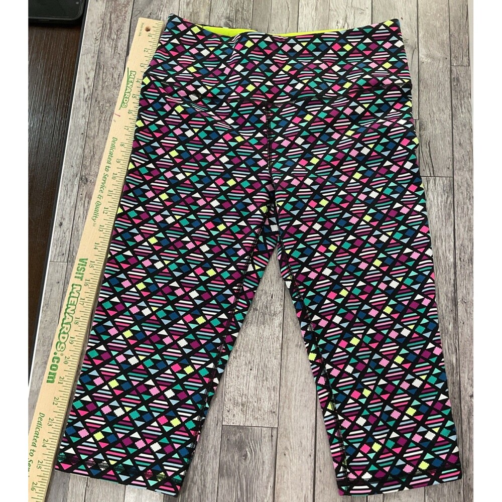 Victoria Secret Sport Capri Yoga Pants Leggings Print Medium’s